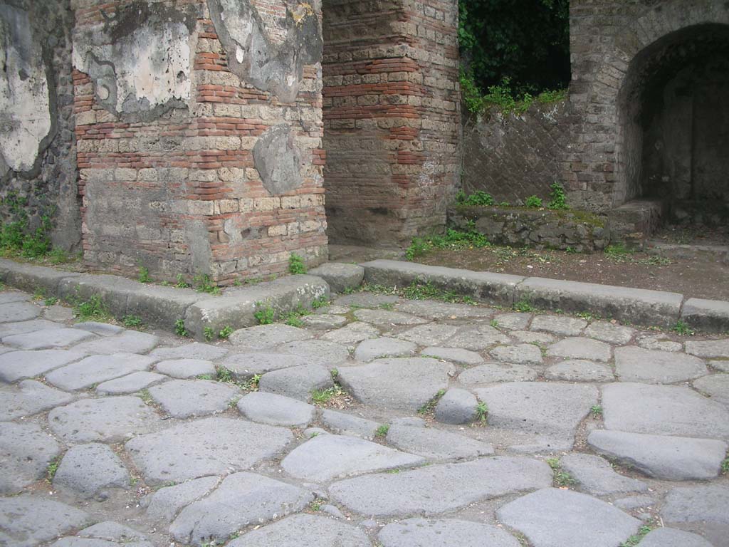 Porta Ercolano or Herculaneum Gate, Pompeii. May 2010. 
Looking south-west towards west side of gate at north end. Photo courtesy of Ivo van der Graaff.
