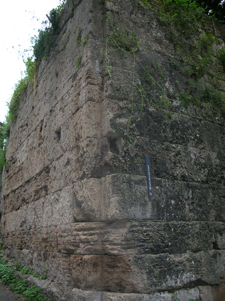 Nola Gate, Pompeii. May 2010. North wall at east end, looking west. Photo courtesy of Ivo van der Graaff.