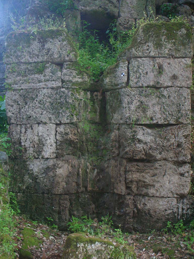 Nola Gate, Pompeii. May 2010. 
Detail of masonry at outlet from drain at east end of north wall. Photo courtesy of Ivo van der Graaff.
