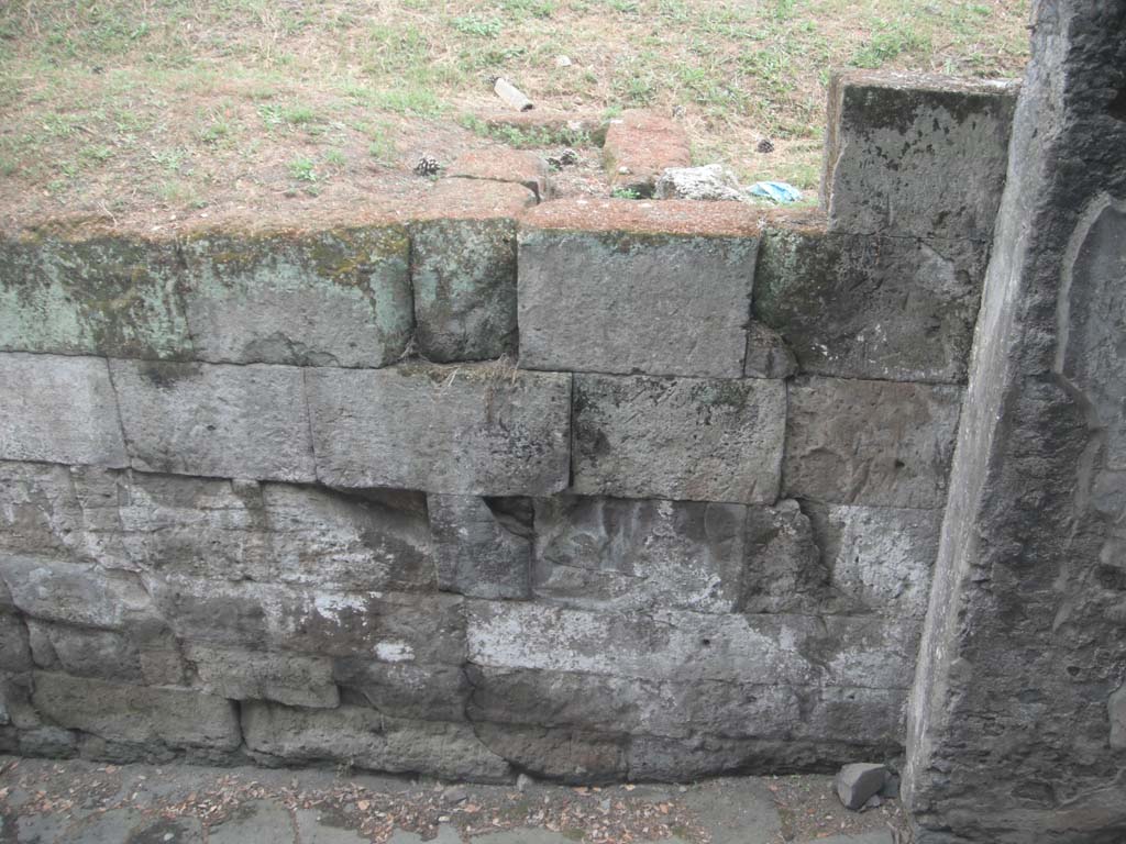 Nola Gate, Pompeii. May 2011. South side at west end from upper north side. Photo courtesy of Ivo van der Graaff.