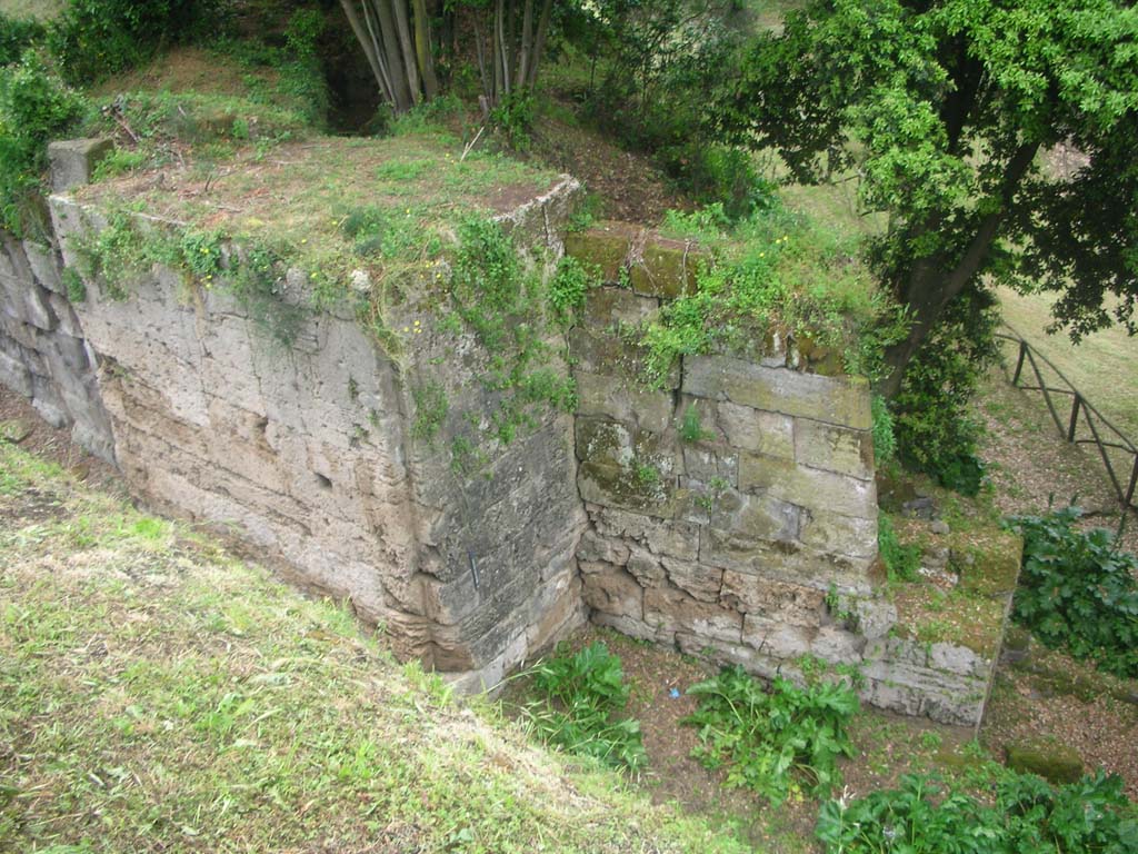 Nola Gate, Pompeii. May 2010. 
Looking towards upper north side of gate, with drain at east end, from upper south side. Photo courtesy of Ivo van der Graaff.

