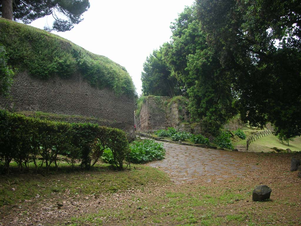 Near Nola Gate, Pompeii. May 2010. East entrance to Nola Gate, through city walls. Photo courtesy of Ivo van der Graaff.