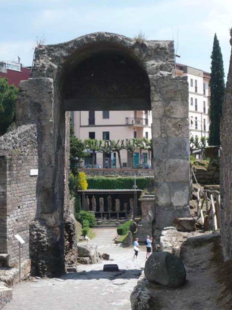 Pompeii Porta Nocera. May 2015. North side of Porta Nocera.
Photo courtesy of Buzz Ferebee.
