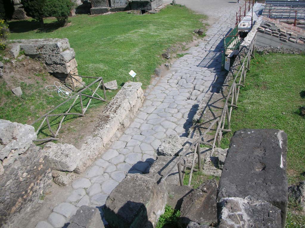 Porta di Nocera or Nuceria Gate, Pompeii. May 2010. 
Looking south-east from upper west side, across site of city wall and gate on Via di Nocera. Photo courtesy of Ivo van der Graaff.
