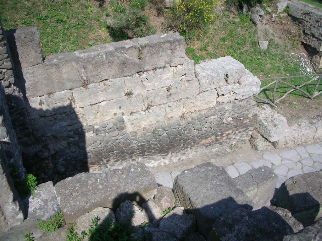 Porta di Nocera or Nuceria Gate, Pompeii. May 2010. East side of gate, from upper west side. Photo courtesy of Ivo van der Graaff.