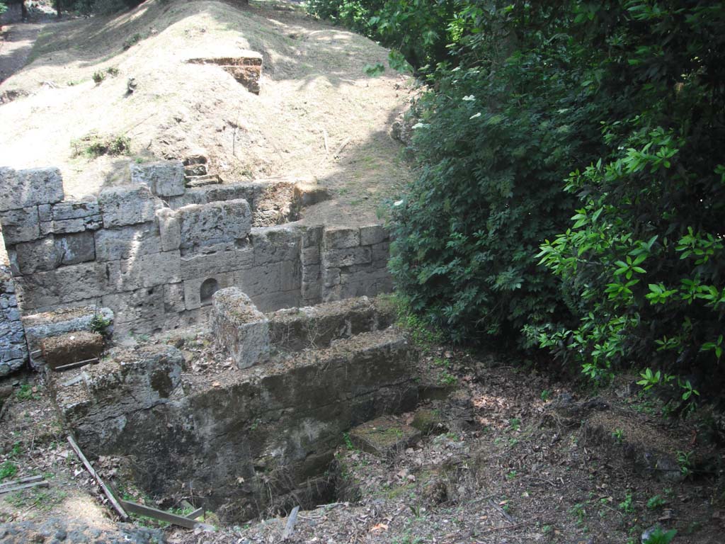 Porta Stabia, Pompeii. May 2011. 
Looking south-east from upper west side, continuation from above. Photo courtesy of Ivo van der Graaff.
