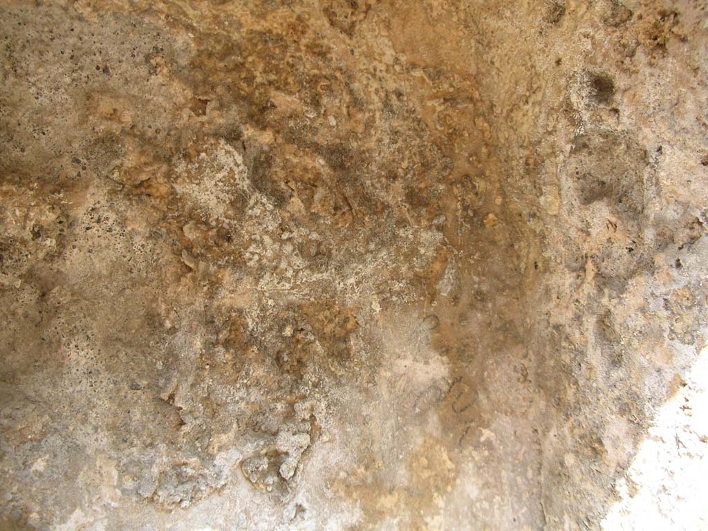 Porta Stabia, Pompeii. May 2010. Interior of niche, east wall at south end. Photo courtesy of Ivo van der Graaff.