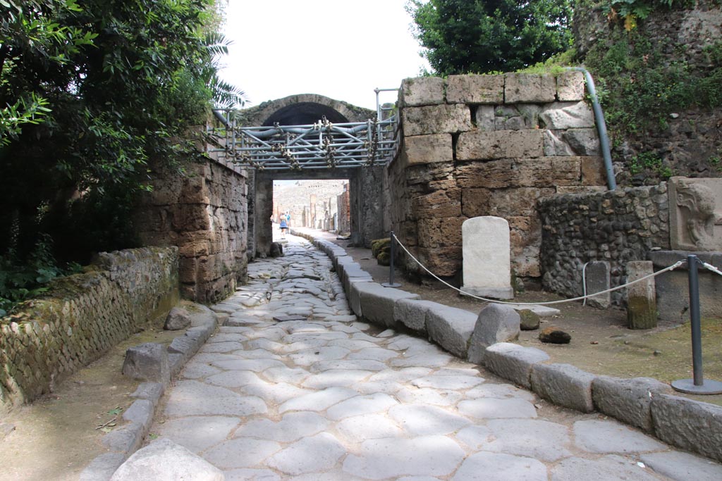 Porta di Stabia. May 2024. Looking north through gate. Photo courtesy of Klaus Heese.