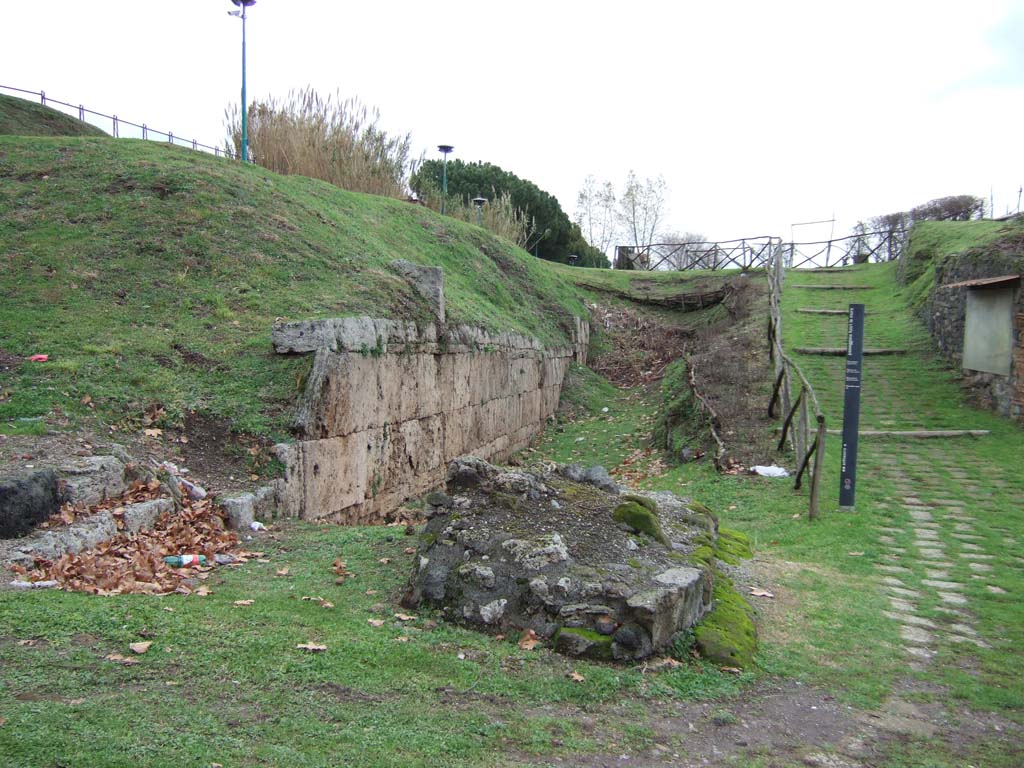 Vesuvian Gate Pompeii. December 2005. Area of north-east corner of gate and wall, looking east.