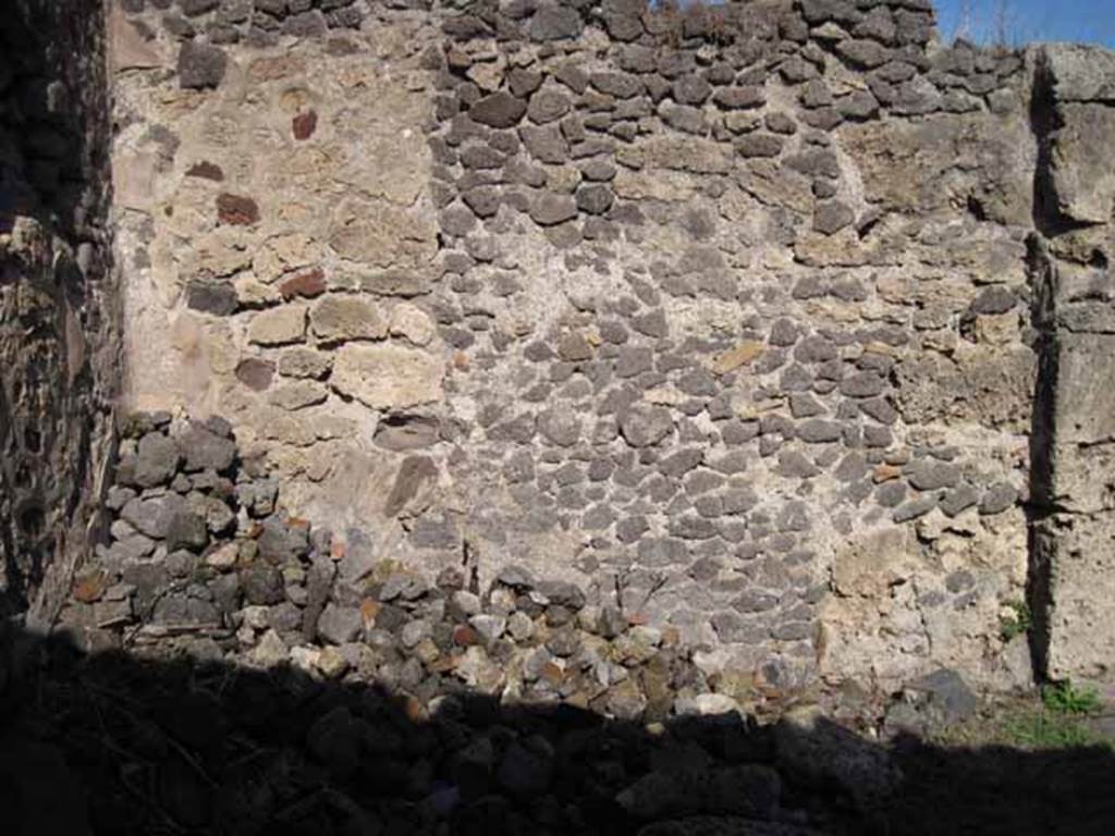 1.2.6 Pompeii. September 2010. East wall of room in north-west corner of atrium. Photo courtesy of Drew Baker.
