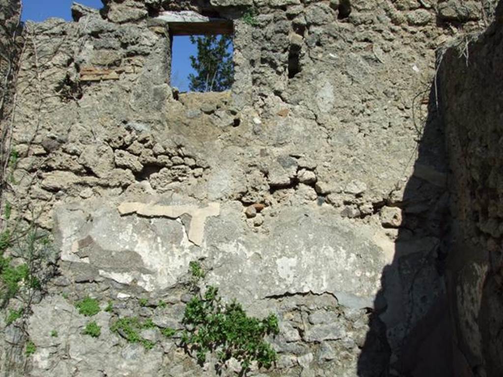 I.2.22 Pompeii.  March 2009.  Room 4. East wall, with window onto Vicolo.