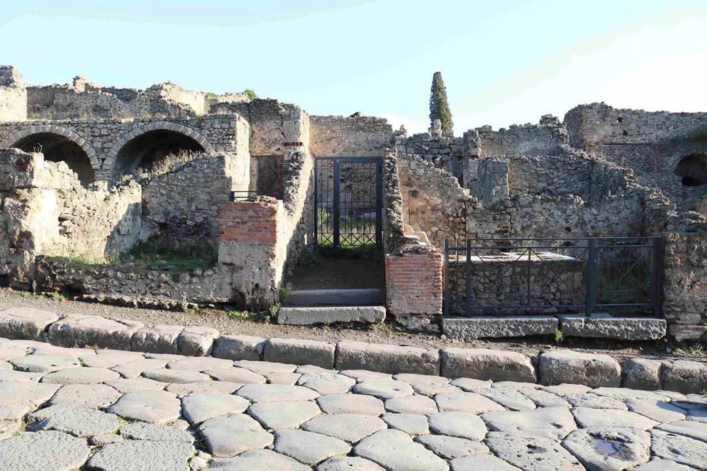 I.3.4, on left, I.3.3, in centre, I.3.2, on right. December 2018. Looking east towards entrance doorways. Photo courtesy of Aude Durand.