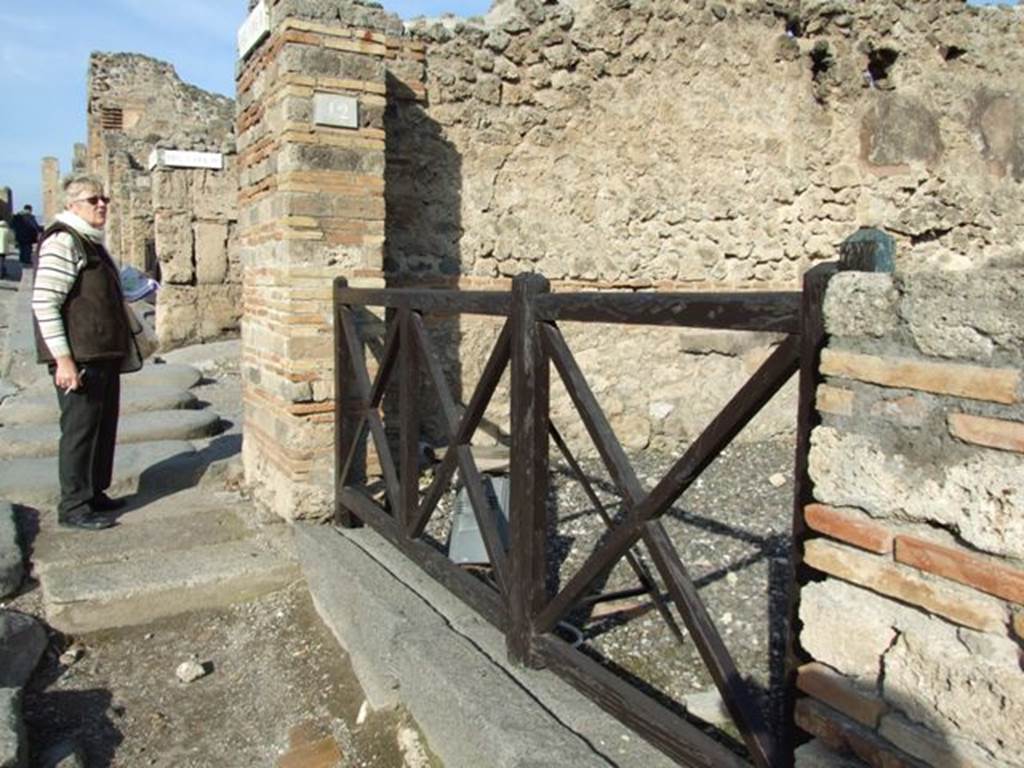 I.3.12 Pompeii. December 2007. Entrance on Via Stabiana.