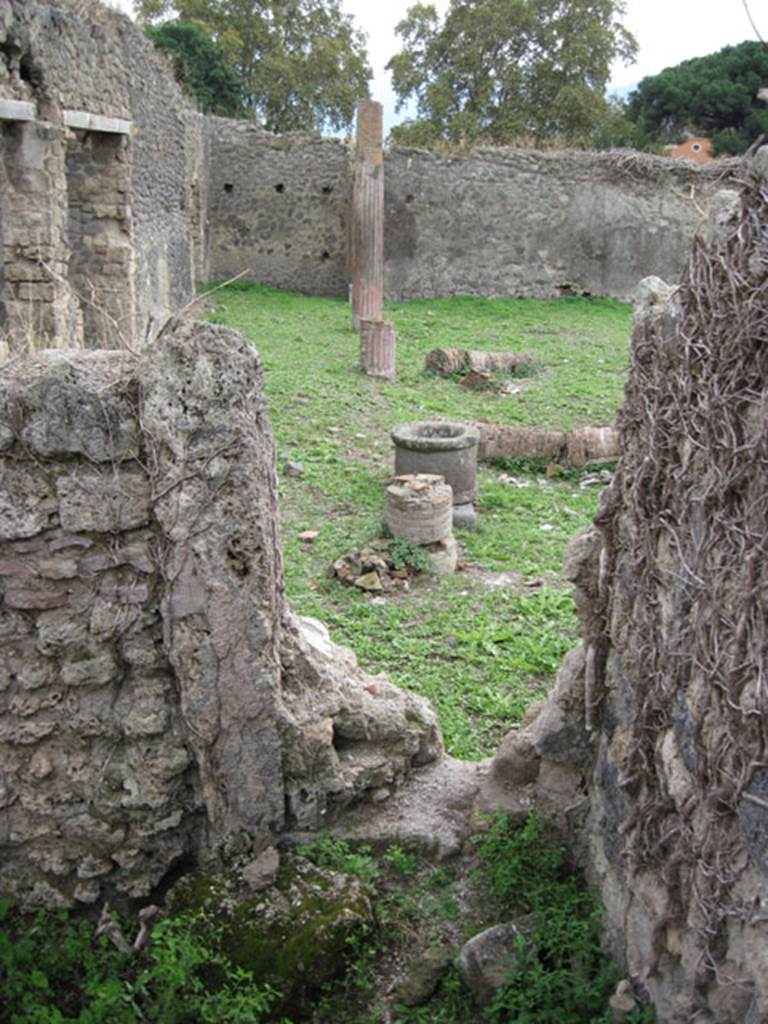 I.3.27 Pompeii. September 2010. Looking south in south-west corner of room. According to CTP, this would have been another doorway blocked in antiquity. See Van der Poel, H. B., 1986. Corpus Topographicum Pompeianum, Part IIIA. Austin: University of Texas. (p.6)
Photo courtesy of Drew Baker.
