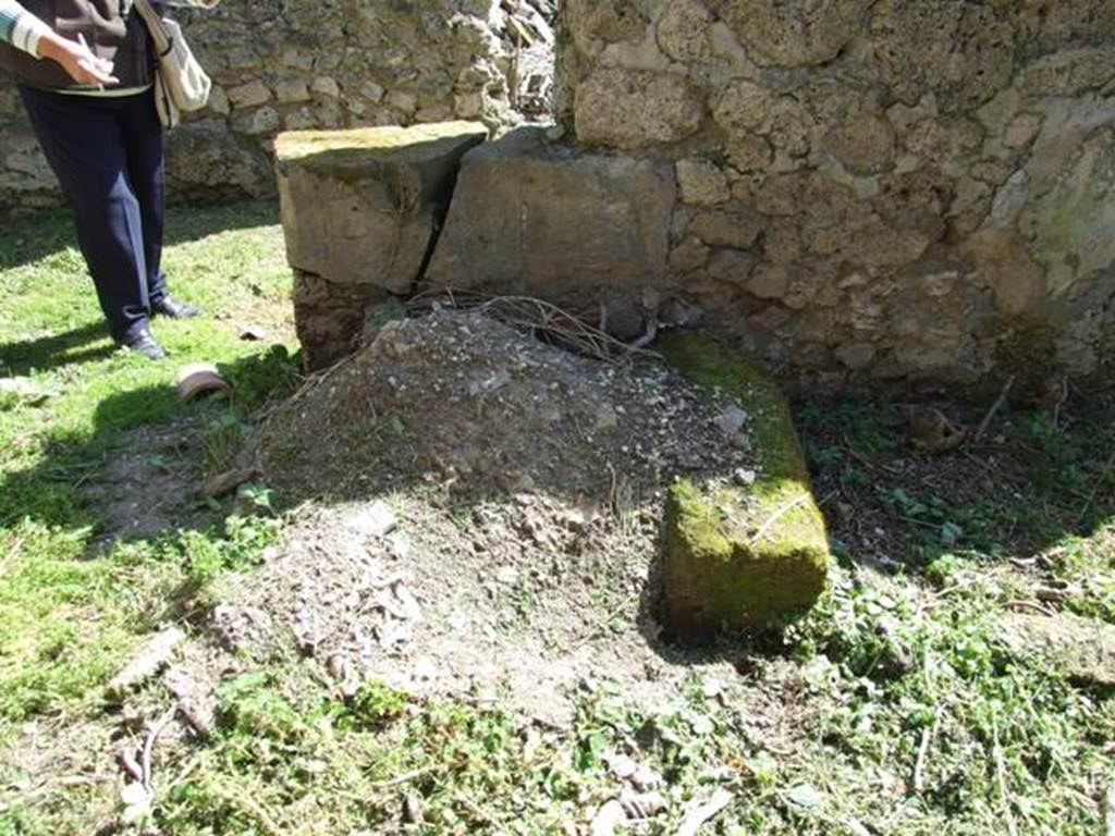 I.3.29 Pompeii. March 2009. Room 3, south wall of small room or cubiculum, the east wall is no longer visible.
