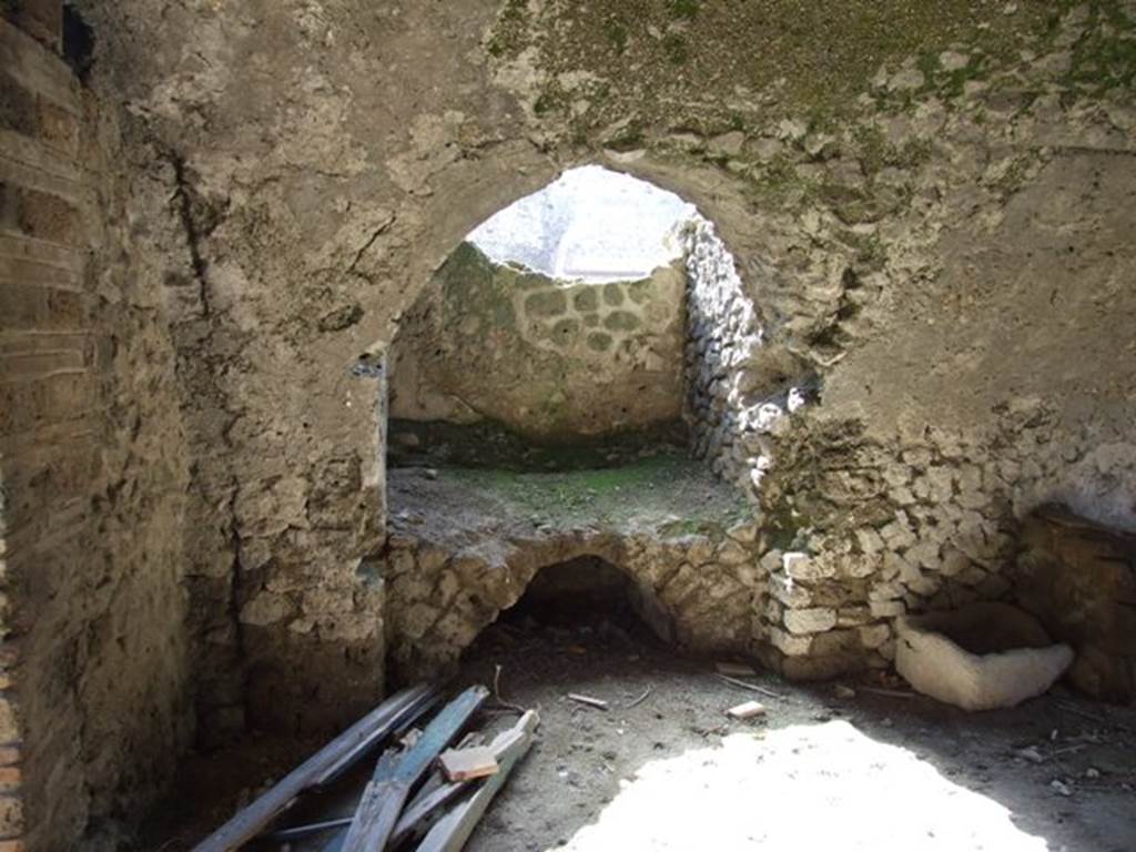 I.3.31 Pompeii.  March 2009. West side of entrance room. Hearth.