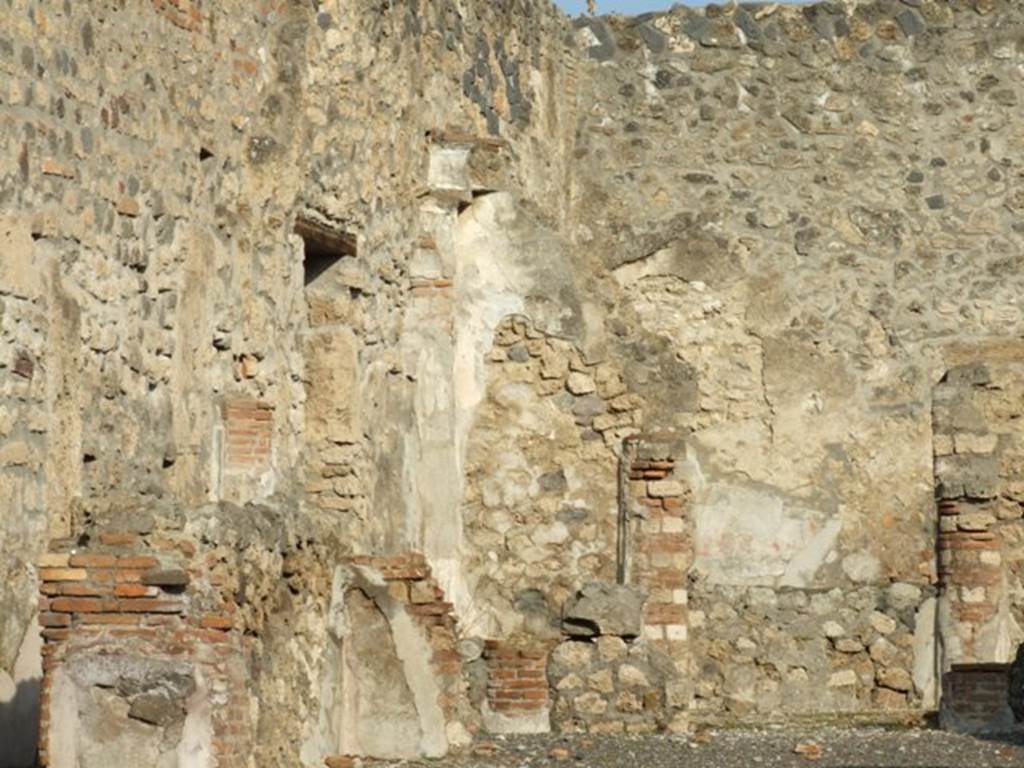 I.4.2 Pompeii. December 2007. Peristyle with niche on north wall in north-east corner.