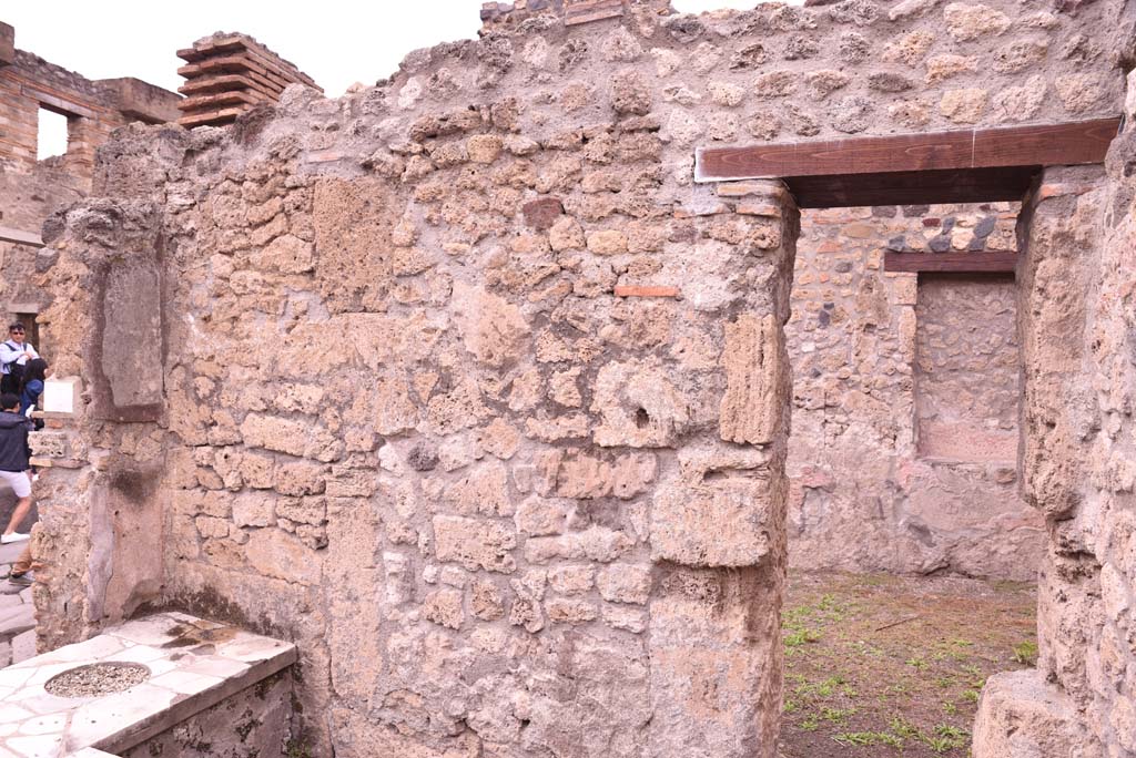 I.4.3 Pompeii. October 2019. Looking towards north wall of bar-room.
Foto Tobias Busen, ERC Grant 681269 DCOR.
