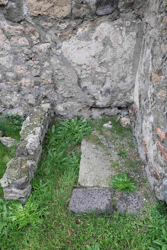 I.4.7 Pompeii. December 2018. North-east corner of west room. Photo courtesy of Aude Durand.

