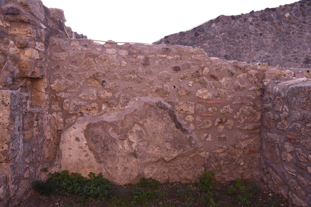 I.4.7 Pompeii. October 2019. Looking towards south wall of middle room.
Foto Tobias Busen, ERC Grant 681269 DCOR.
