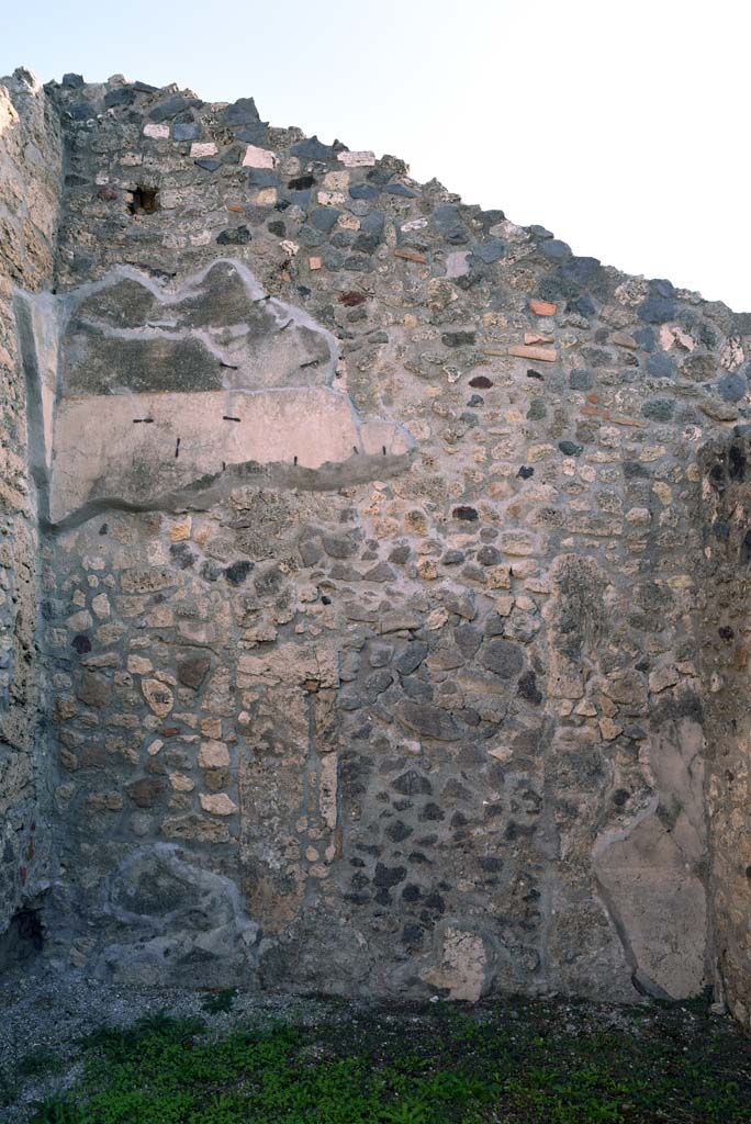 I.4.7 Pompeii. October 2019. East wall of triclinium.
Foto Tobias Busen, ERC Grant 681269 DCOR.
