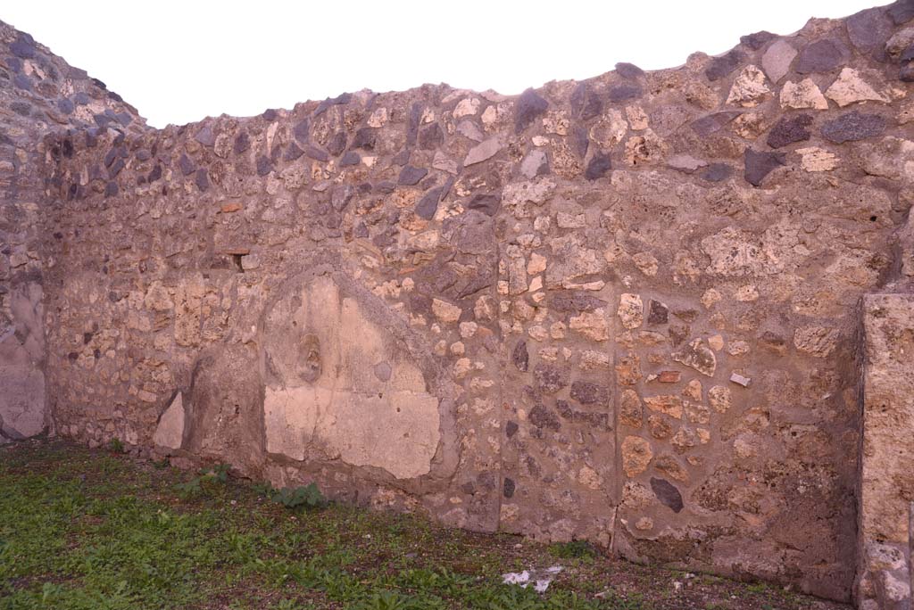 I.4.7 Pompeii. October 2019. South wall of triclinium.
Foto Tobias Busen, ERC Grant 681269 DCOR.
