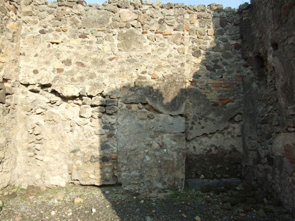 I.4.10 Pompeii. December 2007. East wall.