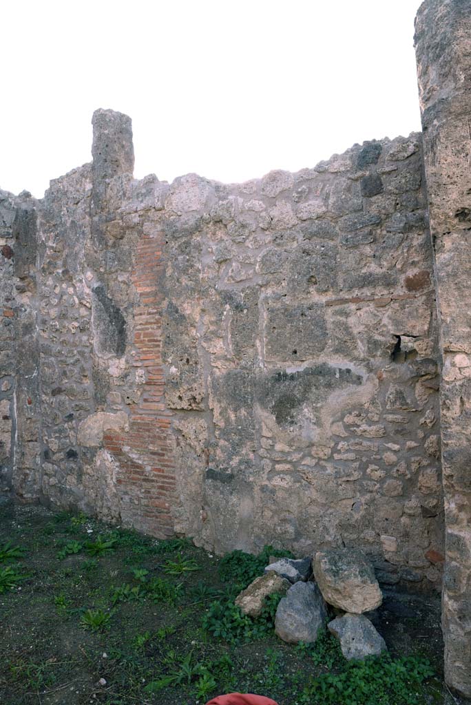 I.4.10 Pompeii. October 2019. Looking towards south wall of shop-room.
Foto Tobias Busen, ERC Grant 681269 DCOR.

