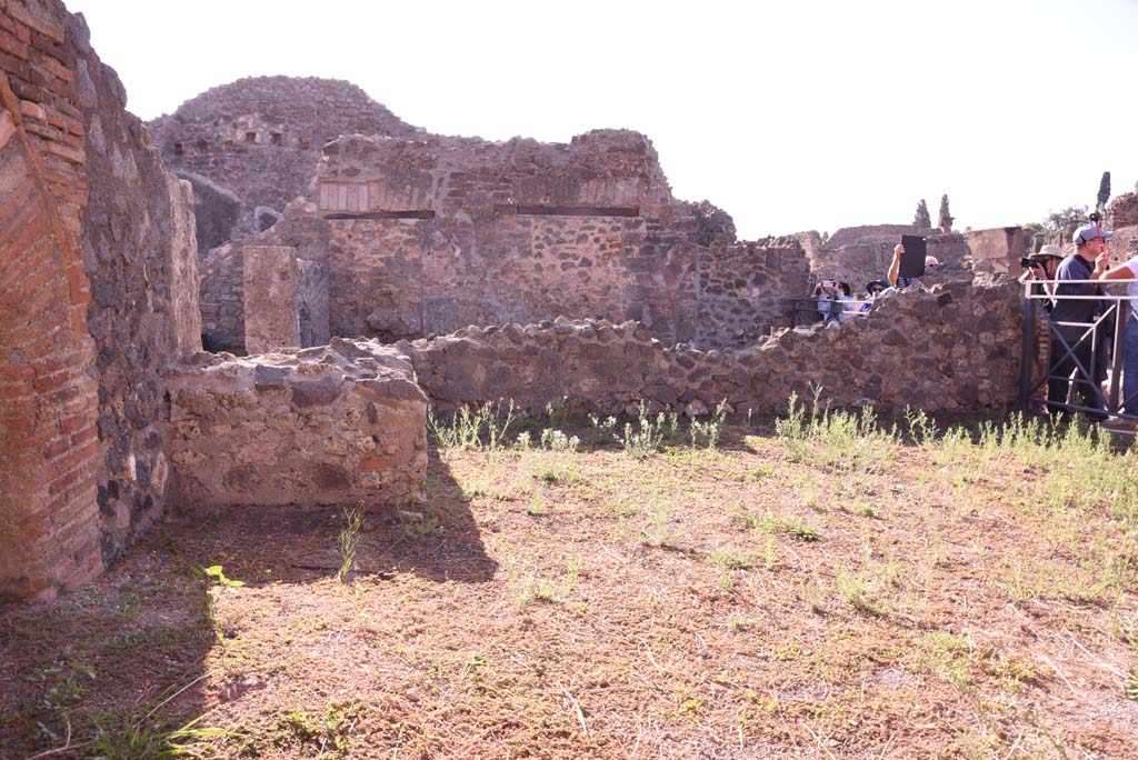 I.4.13 Pompeii. October 2019. Room a, looking south across bakery room.
Foto Tobias Busen, ERC Grant 681269 DCOR.

