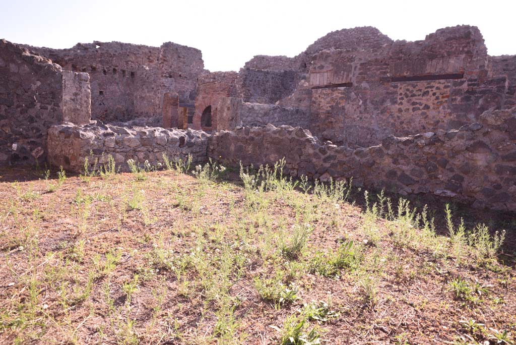 I.4.13 Pompeii. October 2019. Room a, looking south-east across bakery room, with other oven visible in I.4.12.
Foto Tobias Busen, ERC Grant 681269 DCOR.
