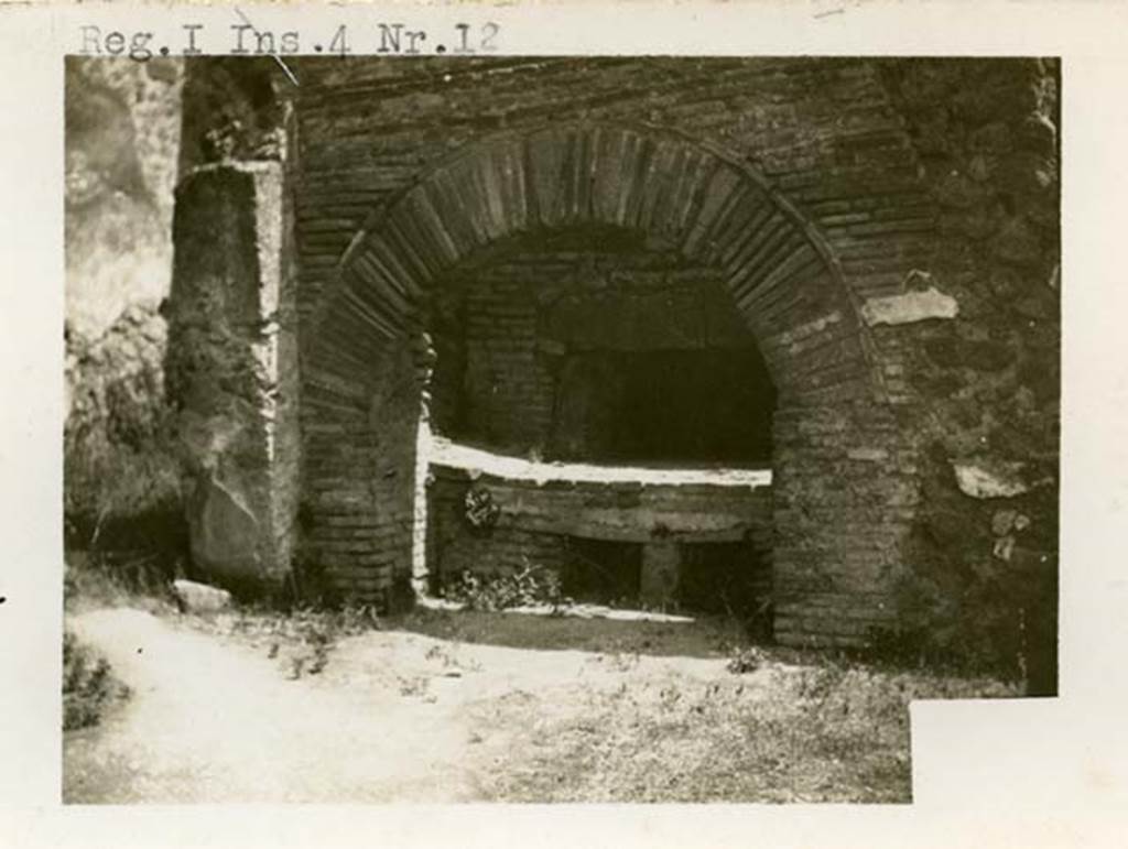 I.4.13 Pompeii. (described as I.4.12). Pre-1937-1939. Looking east towards oven.
Photo courtesy of American Academy in Rome, Photographic Archive. Warsher collection no. 257a.


