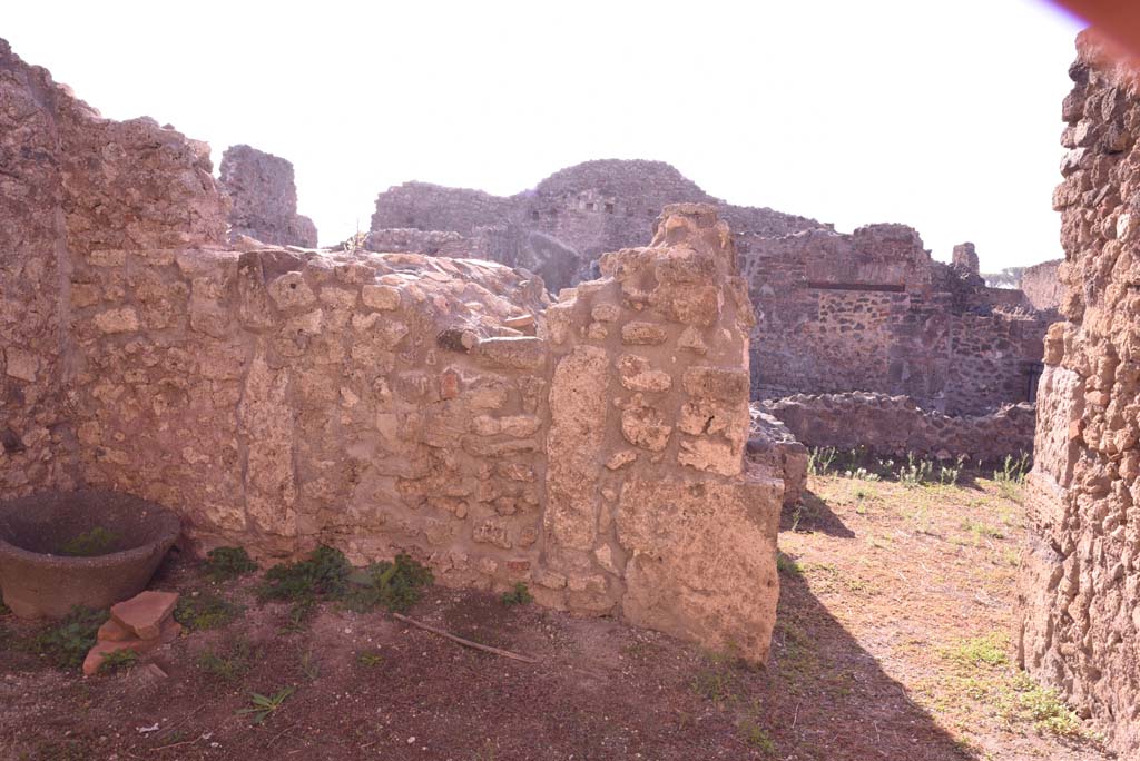 I.4.13 Pompeii. October 2019. Room b, looking towards south wall, and doorway to bakery room a.
Foto Tobias Busen, ERC Grant 681269 DCOR.
