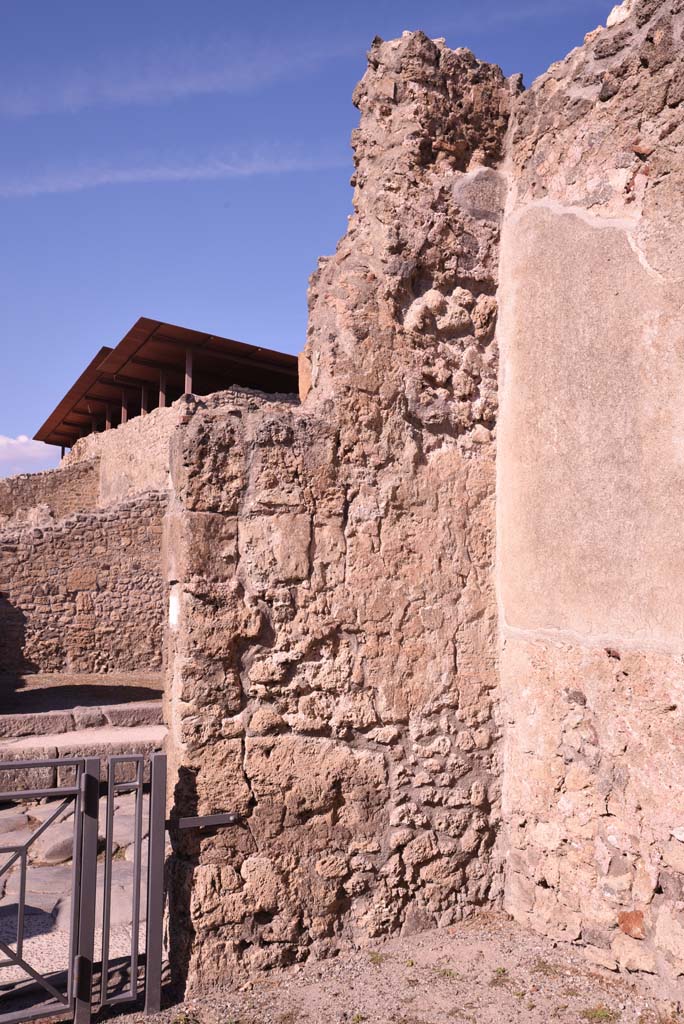 I.4.17 Pompeii. October 2019. Detail of interior north-east corner.
Foto Tobias Busen, ERC Grant 681269 DCOR.
