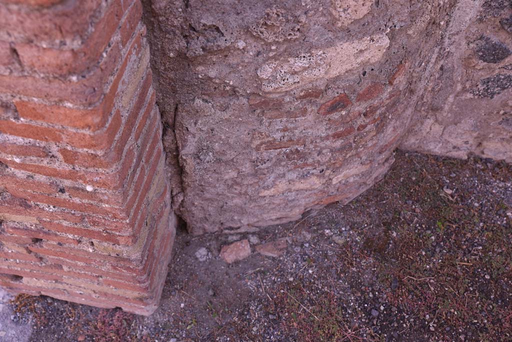 I.4.19 Pompeii. October 2019. Detail of feature in north-east corner.
Foto Tobias Busen, ERC Grant 681269 DCOR.
