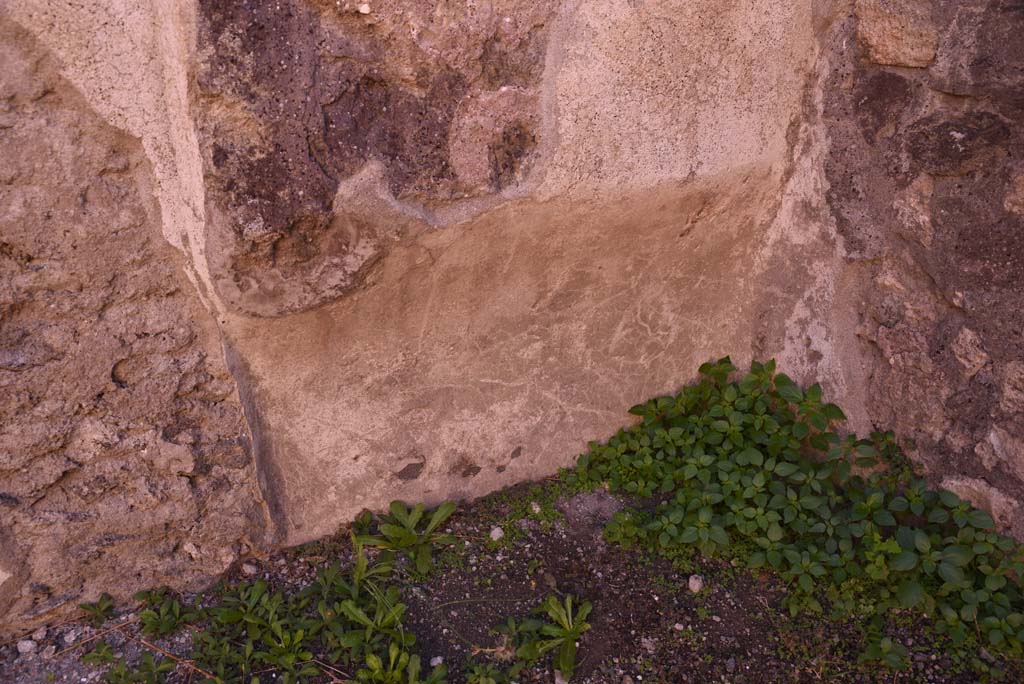 I.4.19 Pompeii. October 2019. Looking towards recess at south end of east wall in south-east corner of rear room.  
Foto Tobias Busen, ERC Grant 681269 DCOR.
