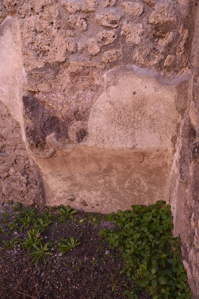 I.4.19 Pompeii. October 2019. Detail of recess in south-east corner.
Foto Tobias Busen, ERC Grant 681269 DCOR.
