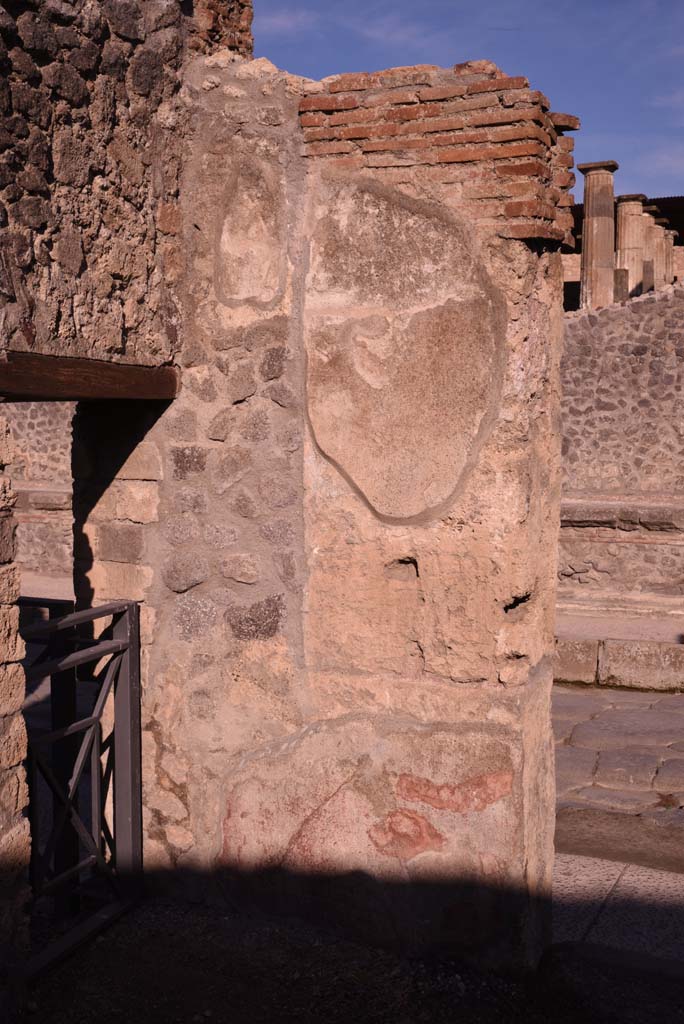 I.4.23 Pompeii. October 2019. Interior of pilaster in north-west corner of shop-room.
Foto Tobias Busen, ERC Grant 681269 DCOR.
