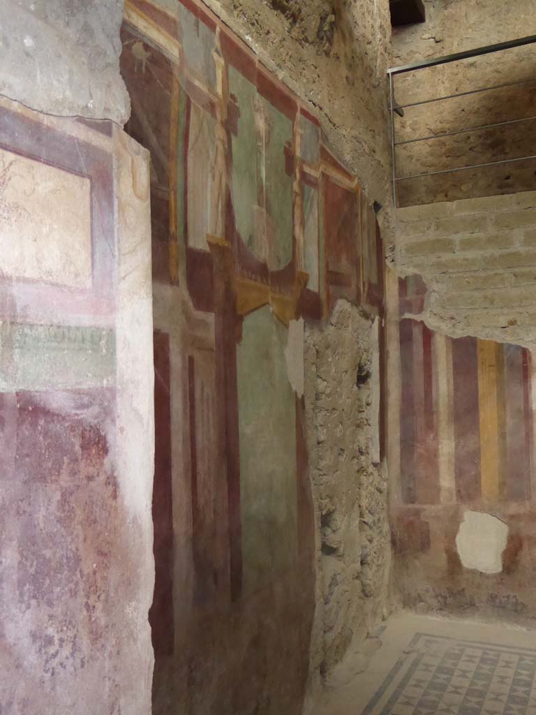 I.6.2 Pompeii. September 2017. Looking east along north wall of Frigidarium. 
Foto Annette Haug, ERC Grant 681269 DCOR.

