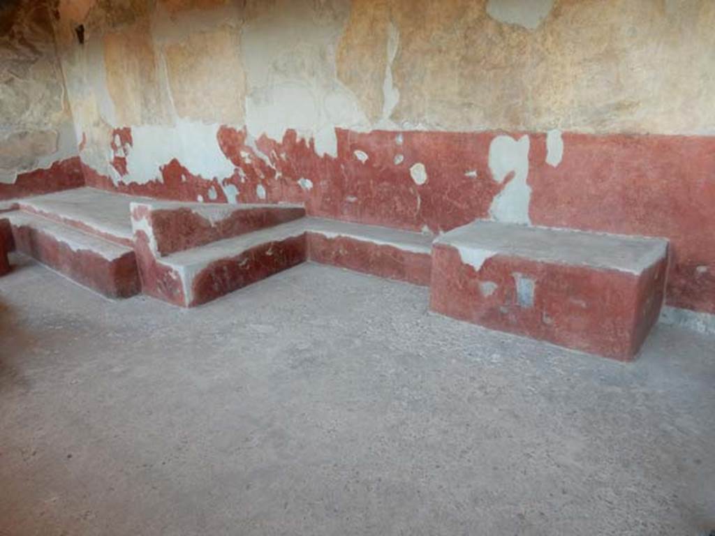 I.6.2 Pompeii. January 2017. Looking towards north side of triclinium with table.
Foto Annette Haug, ERC Grant 681269 DCOR.
