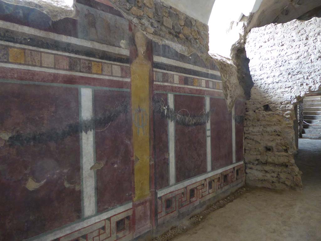 I.6.2 Pompeii. September 2017. Looking north along west wall of cryptoporticus.
Foto Annette Haug, ERC Grant 681269 DCOR.
