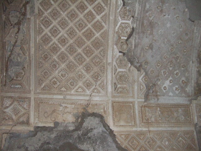 I.6.2 Pompeii. September 2019. Stuccoed vaulted ceiling.
Foto Annette Haug, ERC Grant 681269 DCOR.

