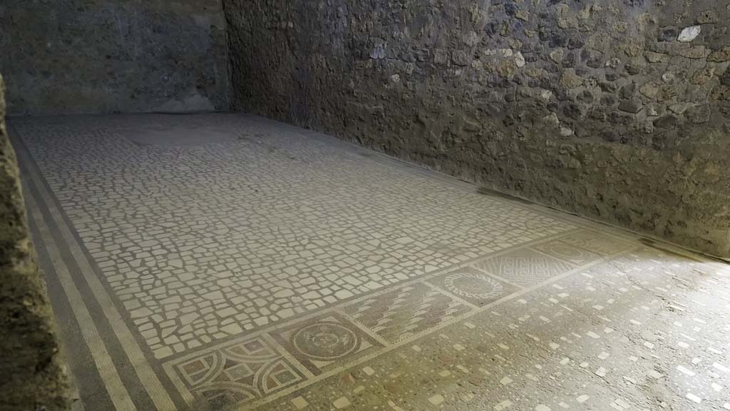 I.6.2 Pompeii. May 2016. 
Looking south towards doorway into oecus/triclinium along east wing of cryptoporticus. Photo courtesy of Buzz Ferebee.

