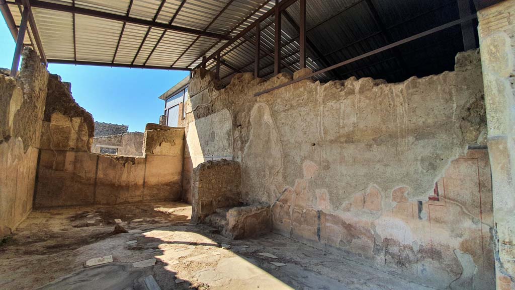 I.6.3 Pompeii. July 2021. Looking towards west wall and south-west corner.
Foto Annette Haug, ERC Grant 681269 DÉCOR
