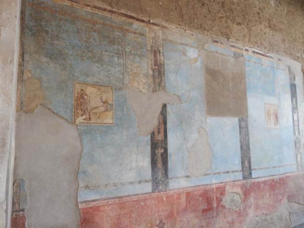 I.6.11 Pompeii. May 2015. Looking south along east wall in north-east corner of atrium.  Photo courtesy of Buzz Ferebee.
