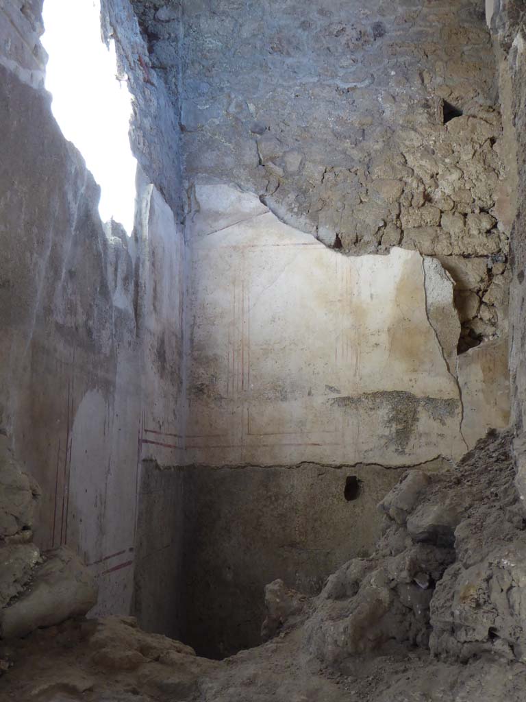 I.6.11 Pompeii. September 2015. Looking into ala through east wall in south-east corner of atrium.
Foto Annette Haug, ERC Grant 681269 DÉCOR.
