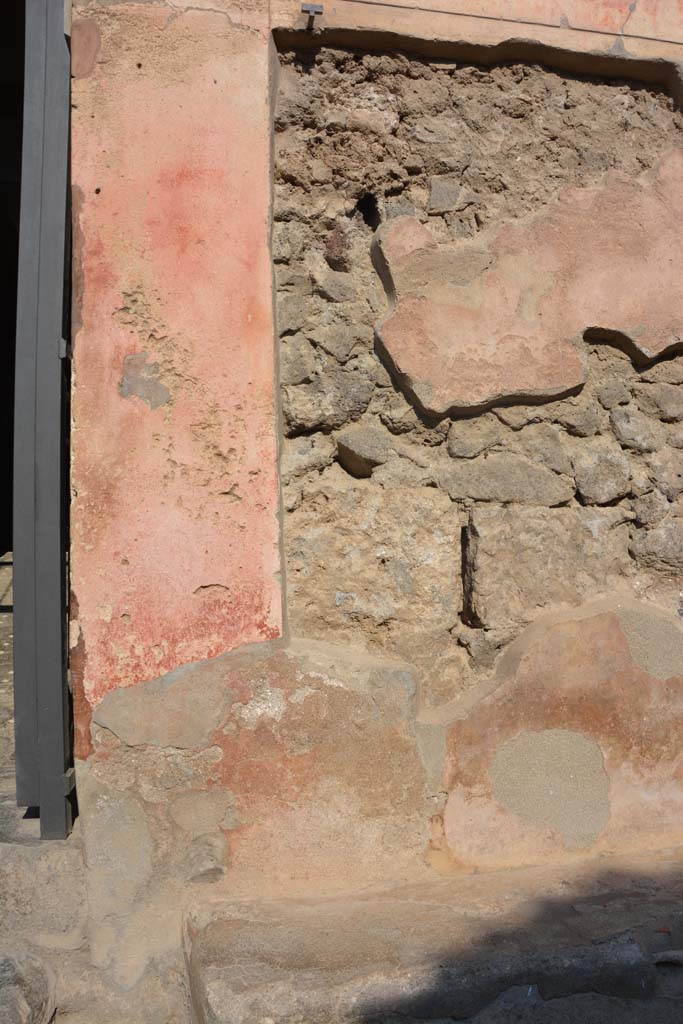 I.6.15 Pompeii. June 2019. Front faade on east (right) side of entrance doorway. Photo courtesy of Buzz Ferebee.