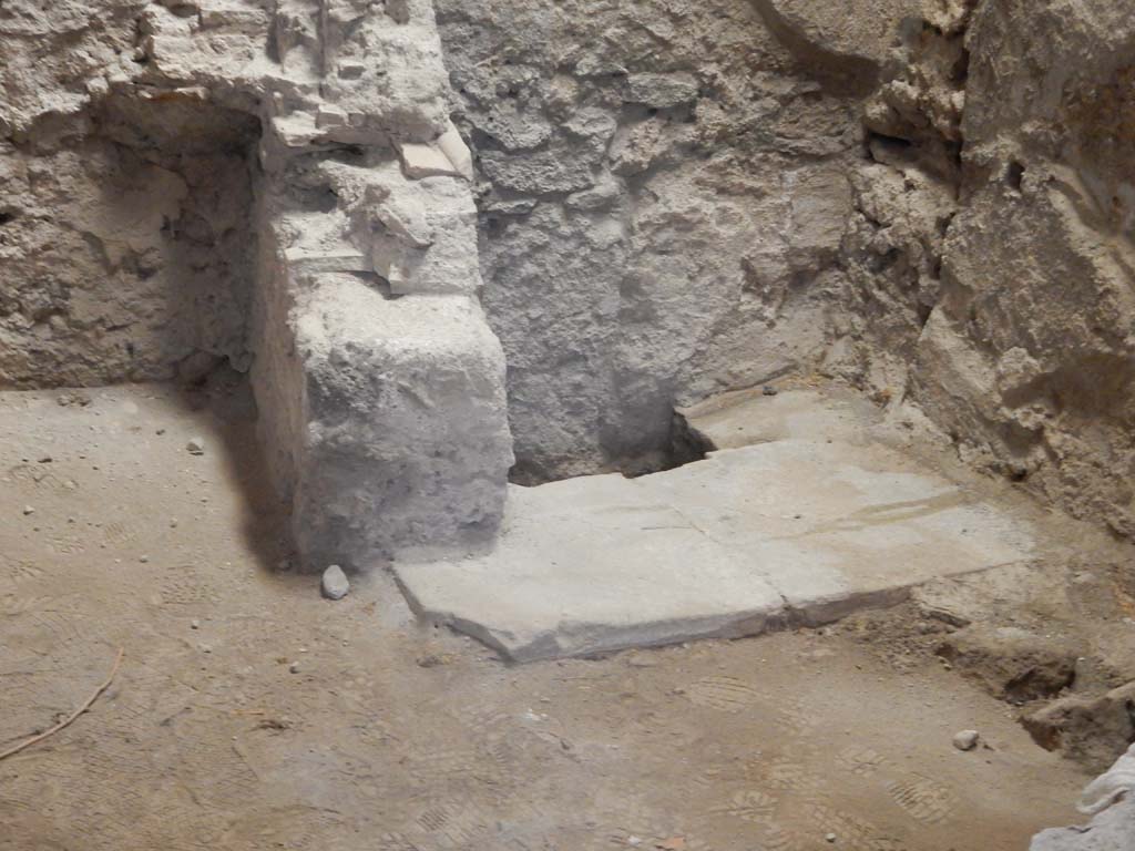 I.6.15 Pompeii. June 2019. Room 1, north-west corner. Photo courtesy of Buzz Ferebee.