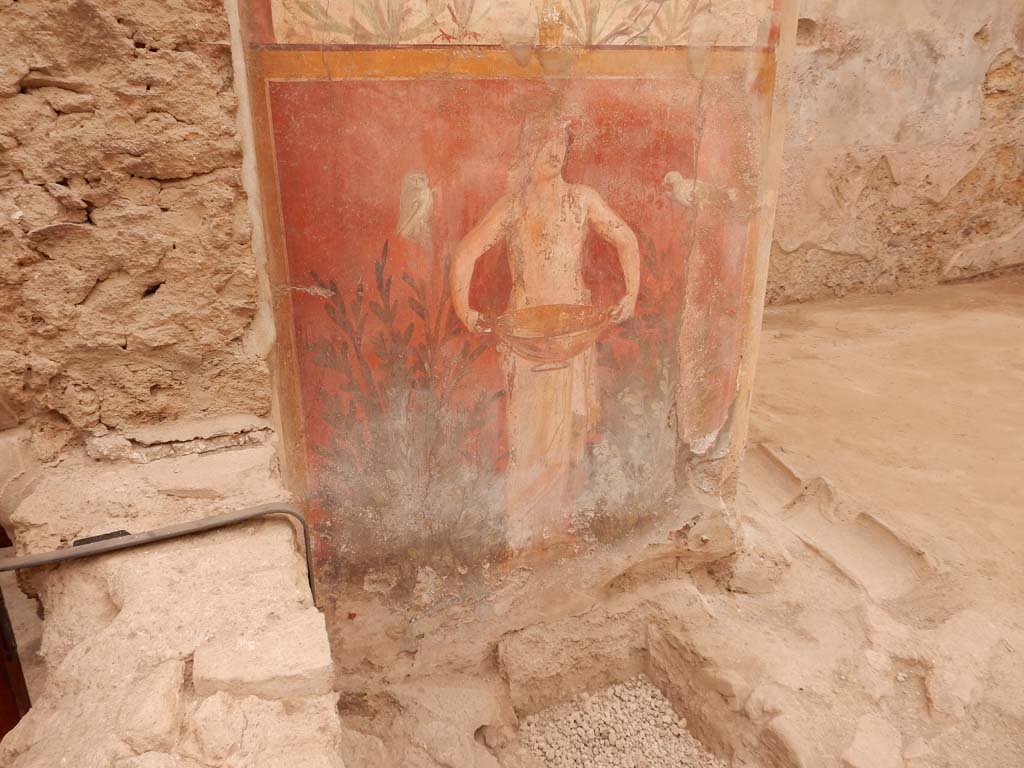 I.6.15 Pompeii. June 2019. Room 9, looking west across flooring of small garden area.
Photo courtesy of Buzz Ferebee.
