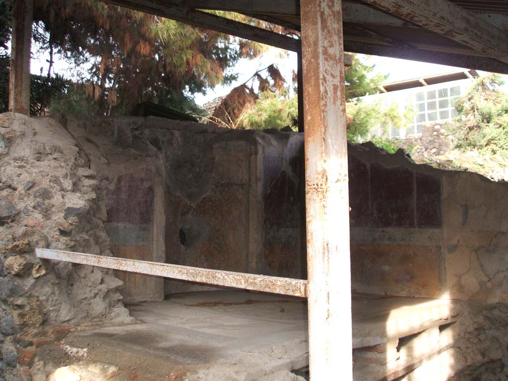 I.6.16 Pompeii. December 2004. View from rear entrance to House of Criptoportico (I.6.2), looking north-east.