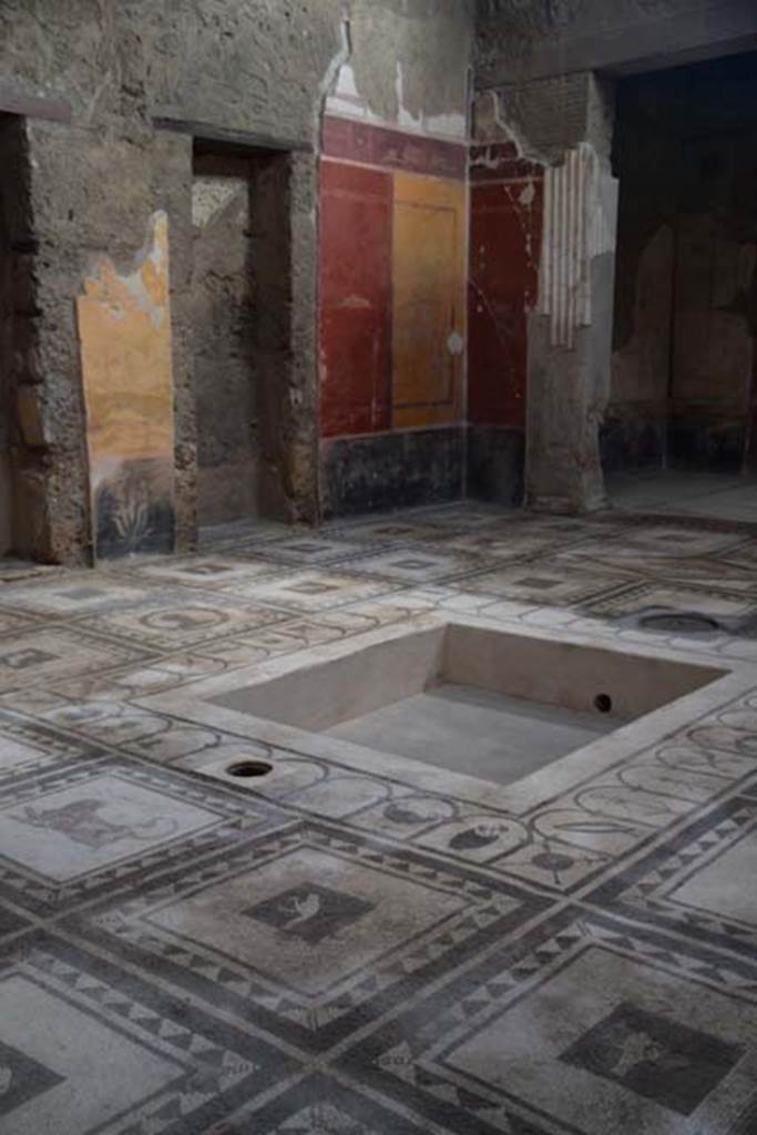 I.7.1 Pompeii. October 2019. Looking south-west across atrium and impluvium.
Foto Annette Haug, ERC Grant 681269 DCOR.

